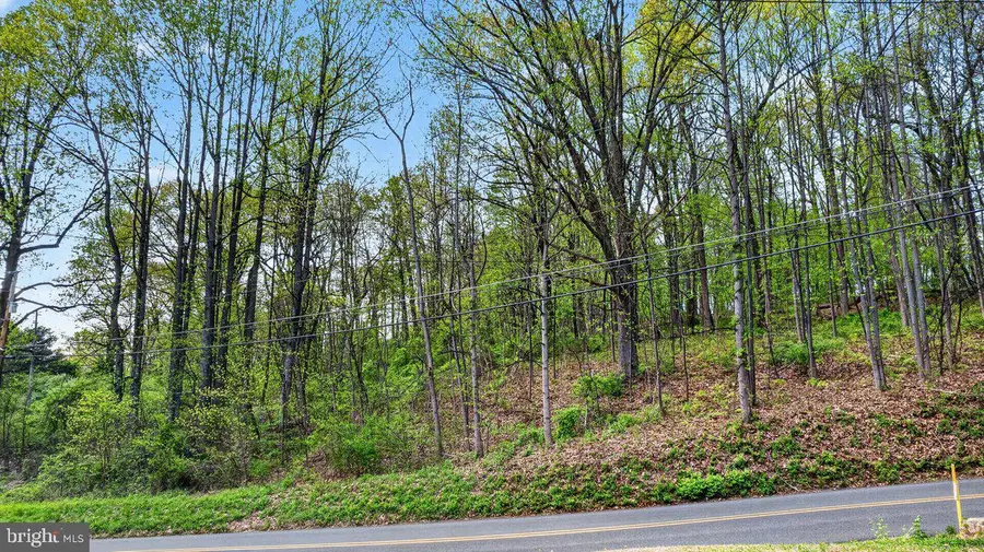 184 Long Lane Rd, Boyertown, PA 19512 - #3