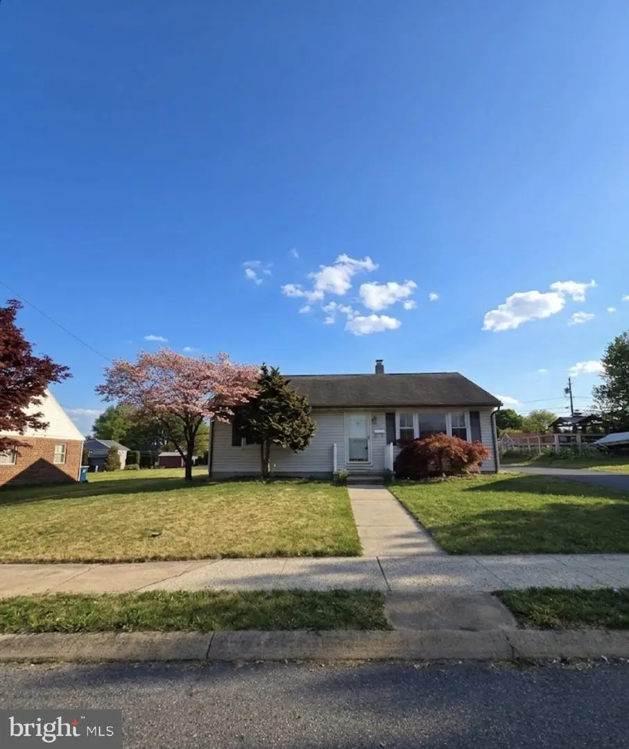 2804 Garfield Ave, Reading, PA 19609 - #1
