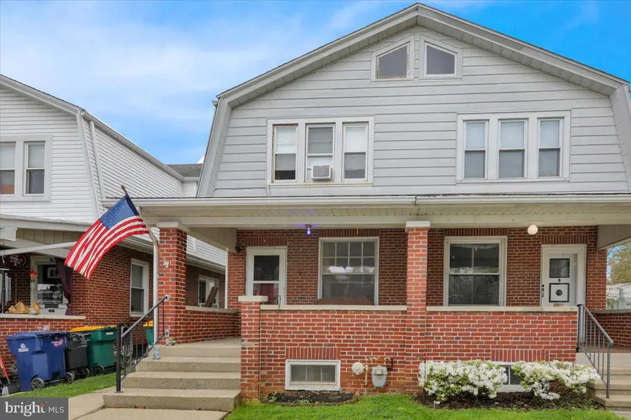 2406 Noble St, Reading, PA 19609 - #2