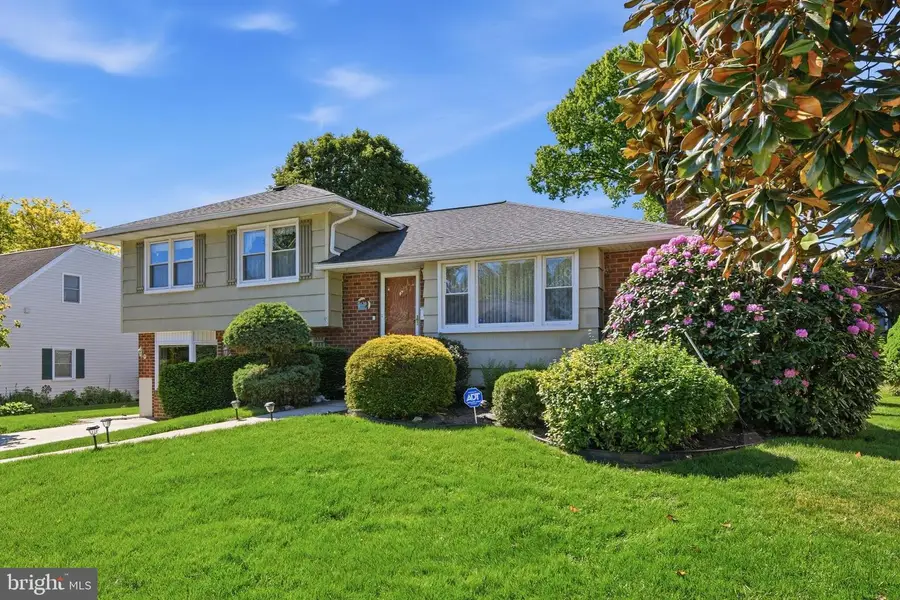 115 Halsey Ave, Reading, PA 19609 - #2