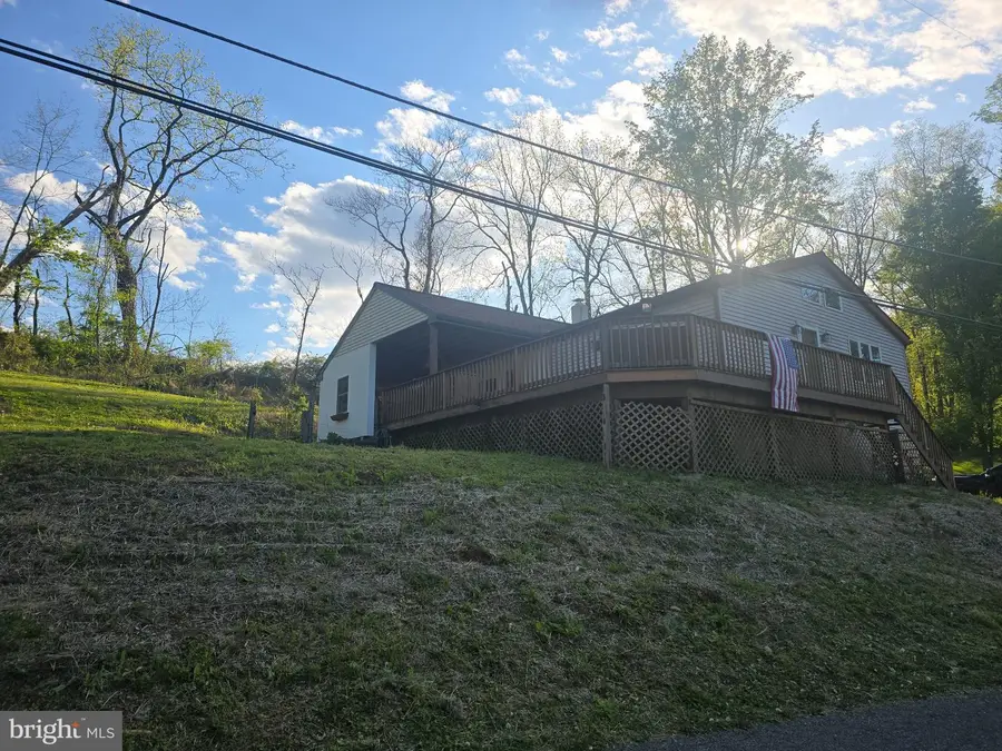 43 S Grims Mill Rd, Boyertown, PA 19512 - #2