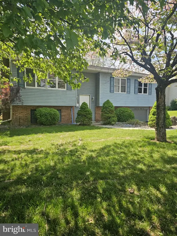 2126 Mayo Dr, READING, PA 19601