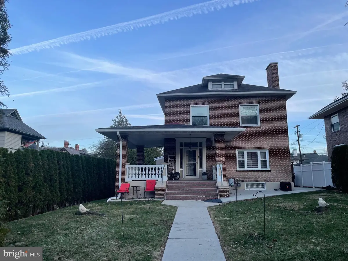 519 Carsonia Ave, Reading, PA 19606 - #1