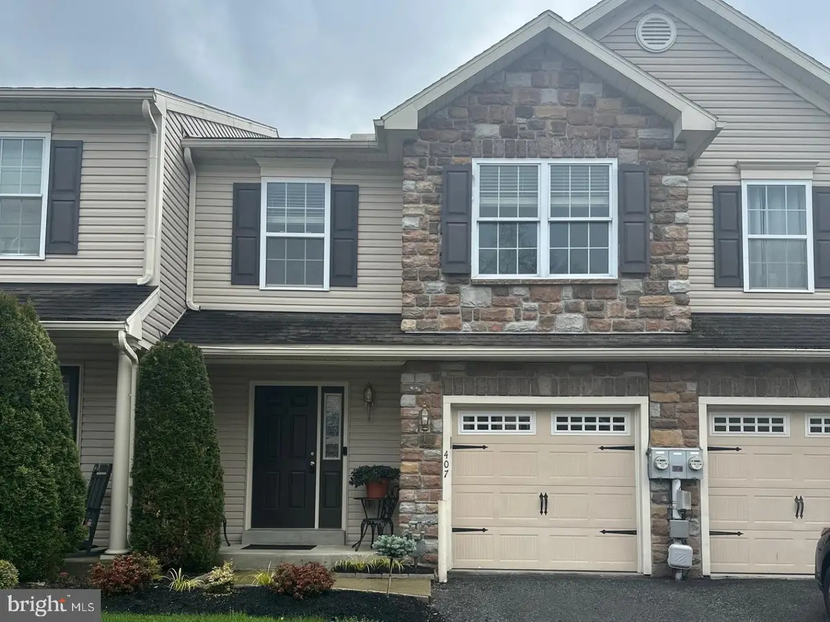 407 Caramist, Sinking Spring, PA 19608 - #1