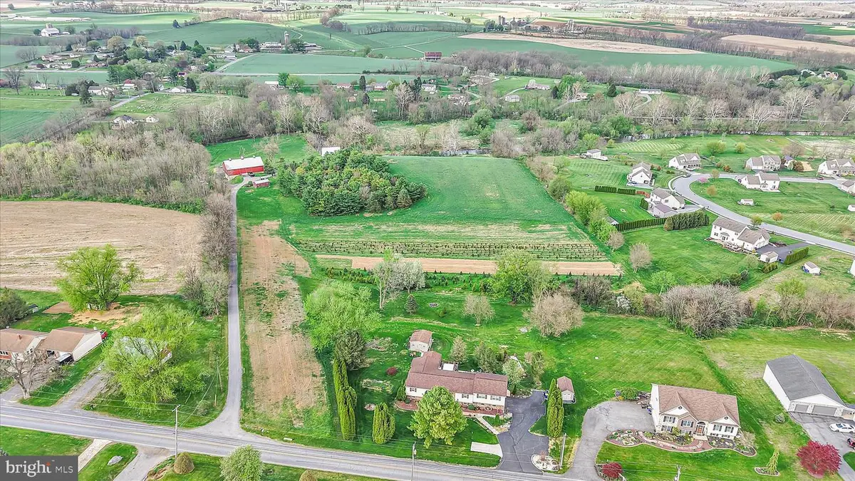 1107 William Penn Blvd, Womelsdorf, PA 19567 - #1