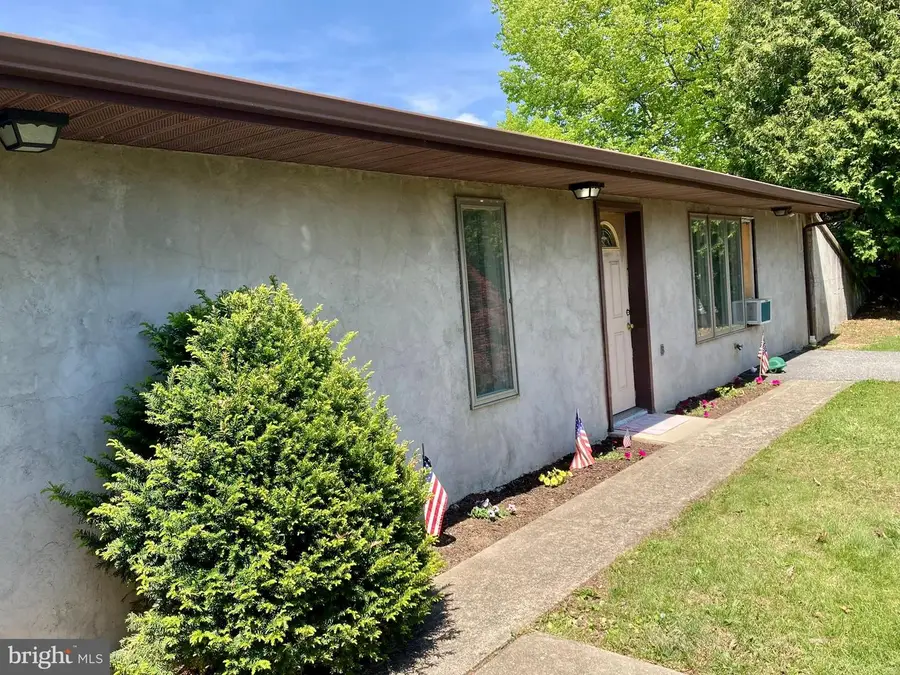 13 Sunrise Dr, Hamburg, PA 19526 - #2