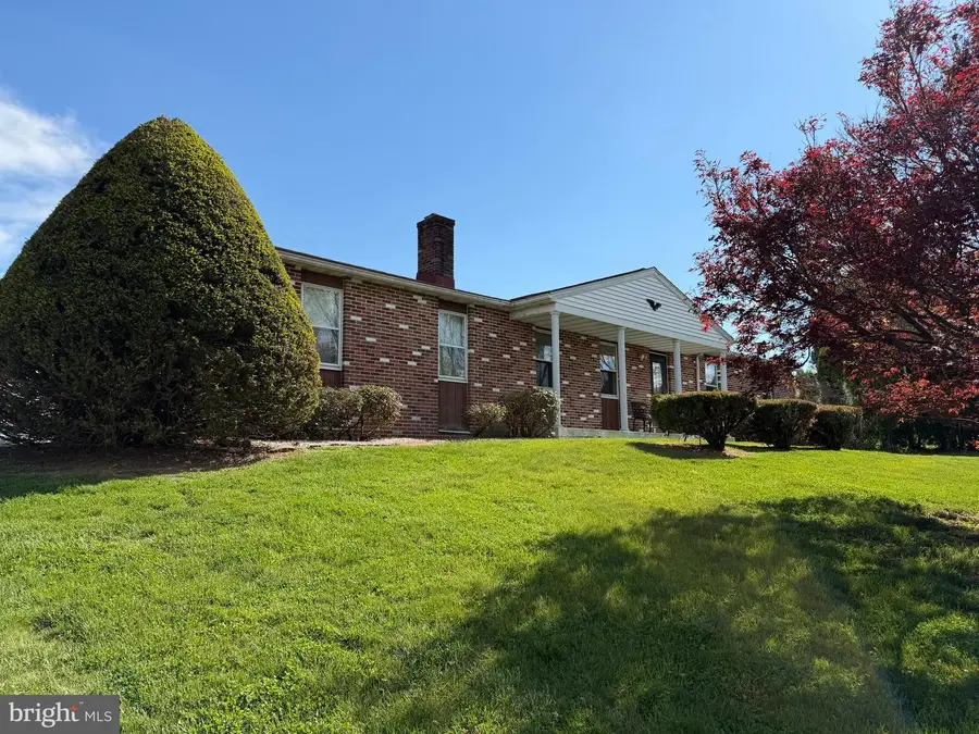 88 Davis Bridge Rd, Bernville, PA 19506 - #3