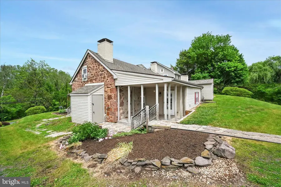 286 Schuylkill Rd, Birdsboro, PA 19508 - #3