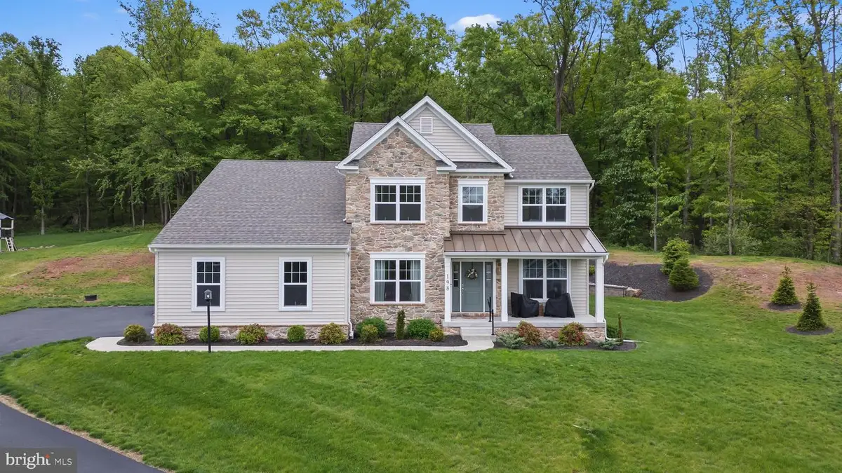 198 Oak Grove Rd, Morgantown, PA 19543 - #1
