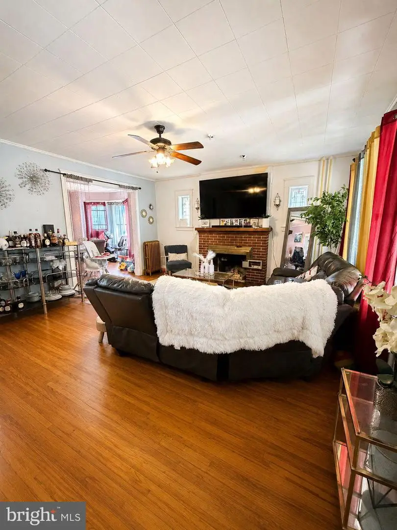35 S 24th St, Reading, PA 19606 - #3