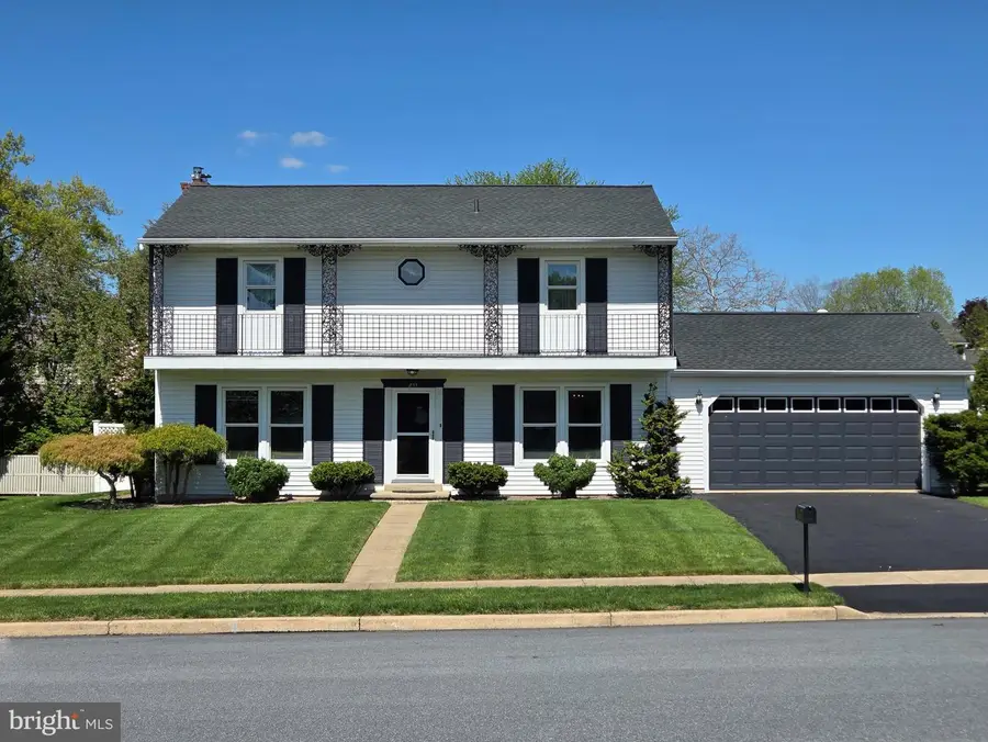 811 Carman Dr, Wyomissing, PA 19610 - #2