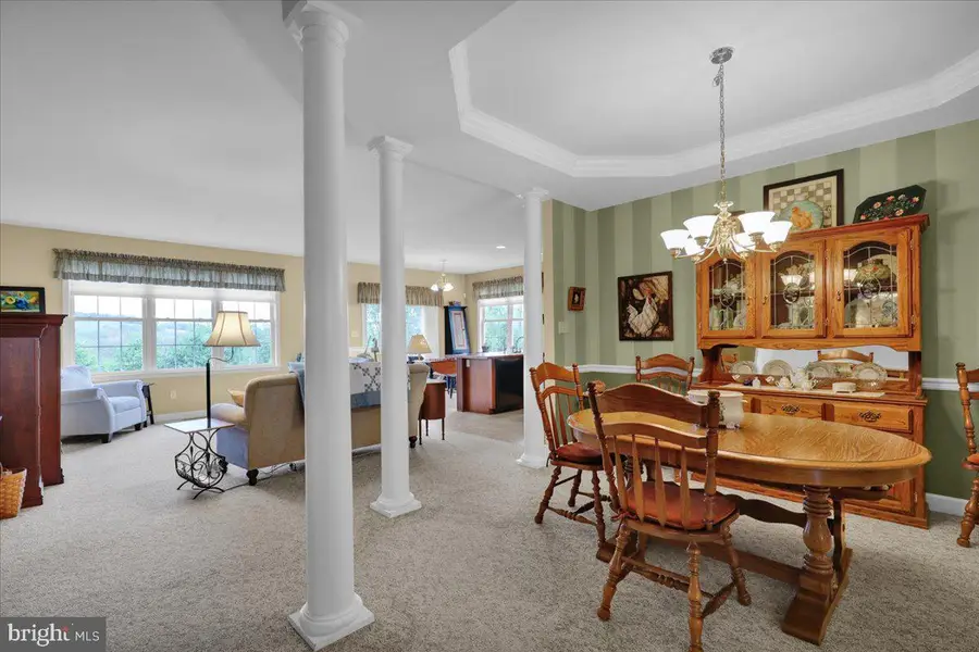 415 Westbury Dr, Reading, PA 19610 - #3