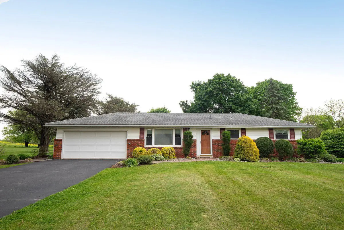151 Knittle Rd, Kutztown, PA 19530 - #1