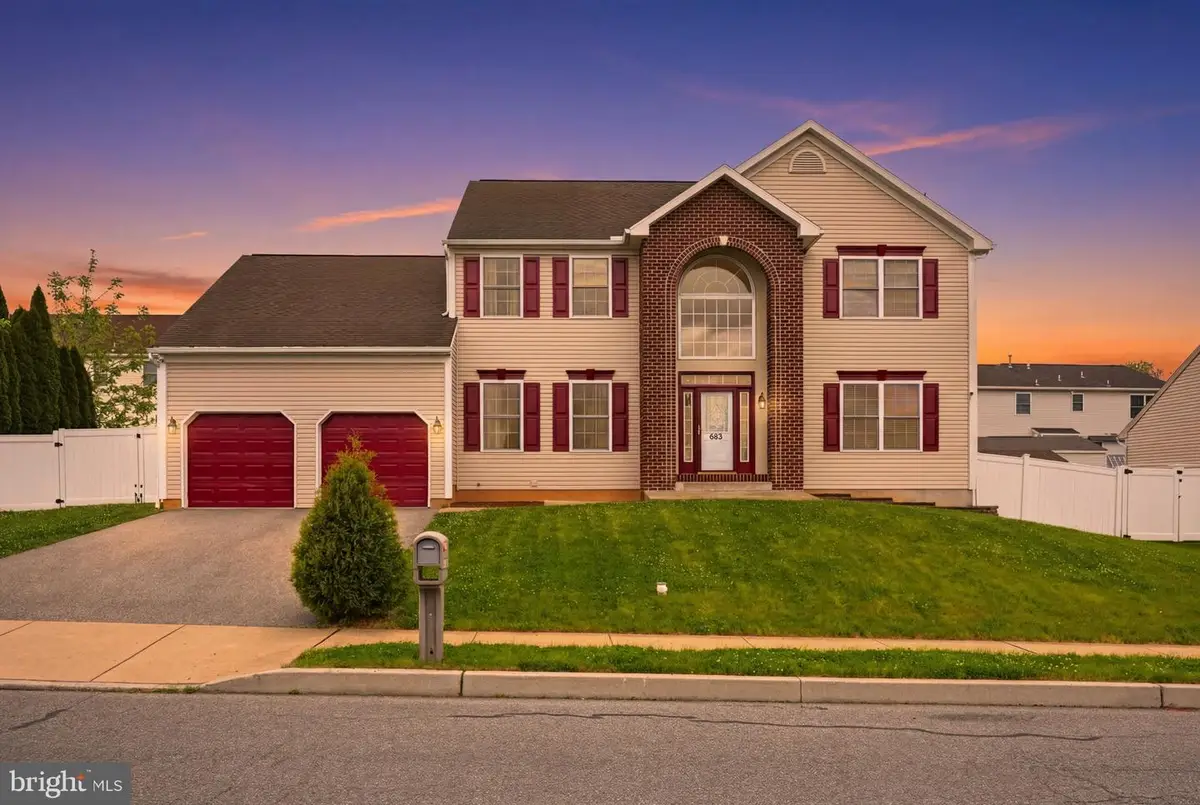 605 Georgia Ave, Reading, PA 19605 - #1