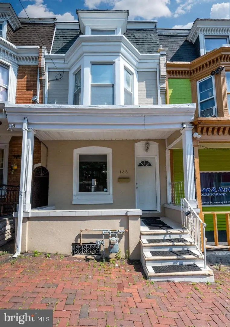 133 Greenwich St, Reading, PA 19601 - #1