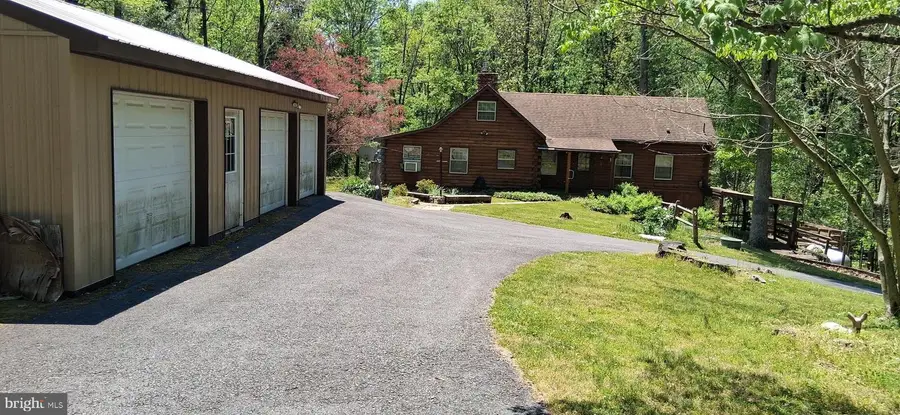305 Hanna Kurtz Rd, Birdsboro, PA 19508 - #2