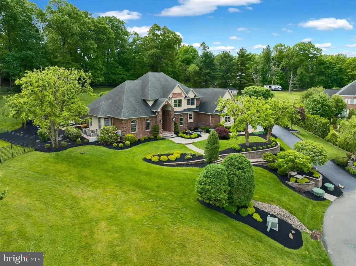 212 Hillview Cir, Leesport, PA 19533 - #1