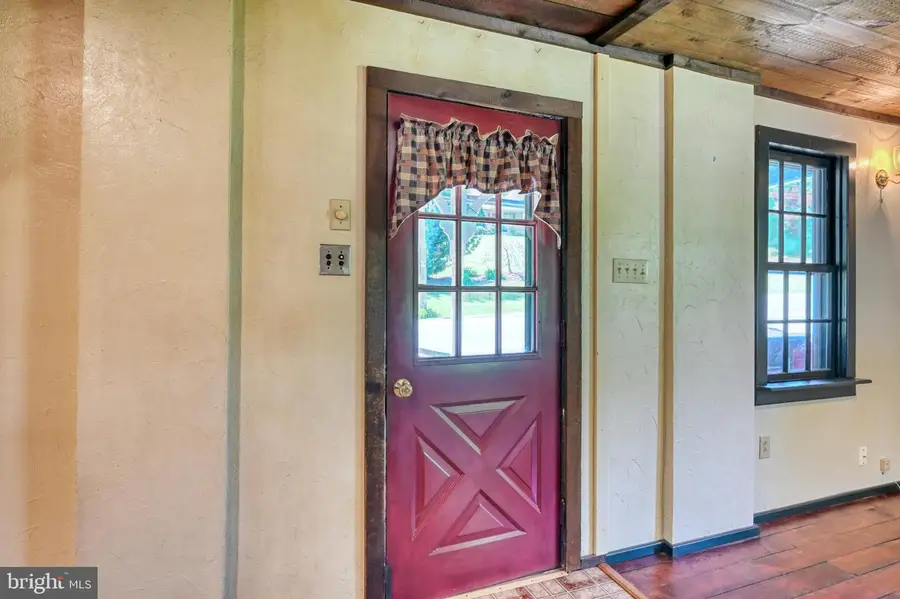 363 N Galen Hall Rd, Wernersville, PA 19565 - #3