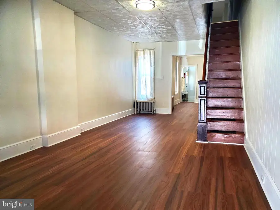 1557 N 10th St, Reading, PA 19604 - #3