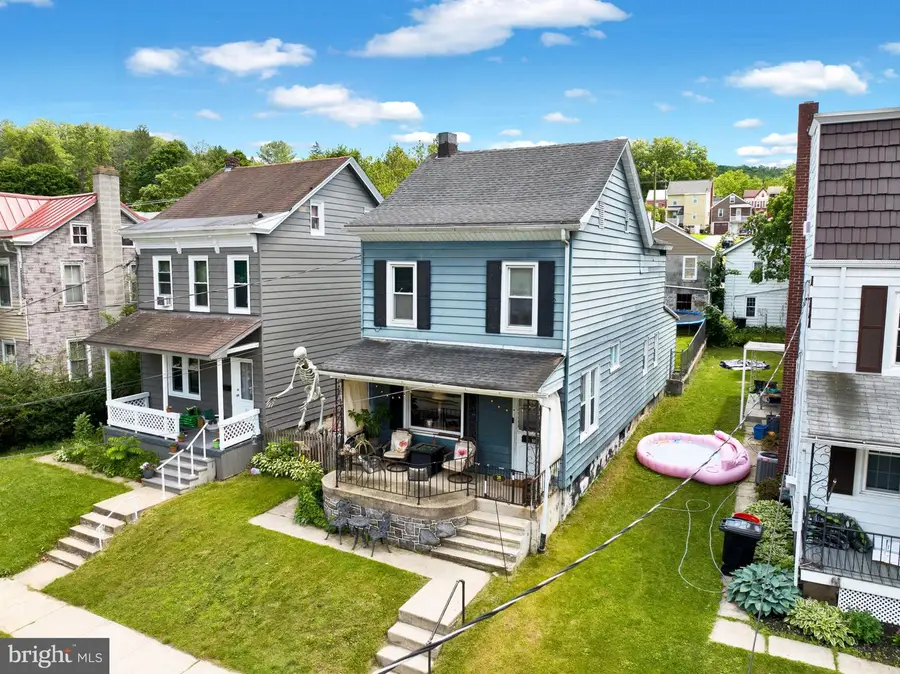 28 E Front St, Mohnton, PA 19540 - #3