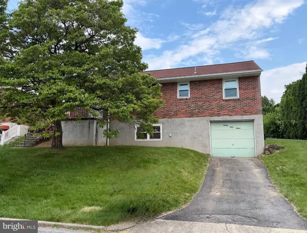 2312 Mckinley Ave, READING, PA 19609