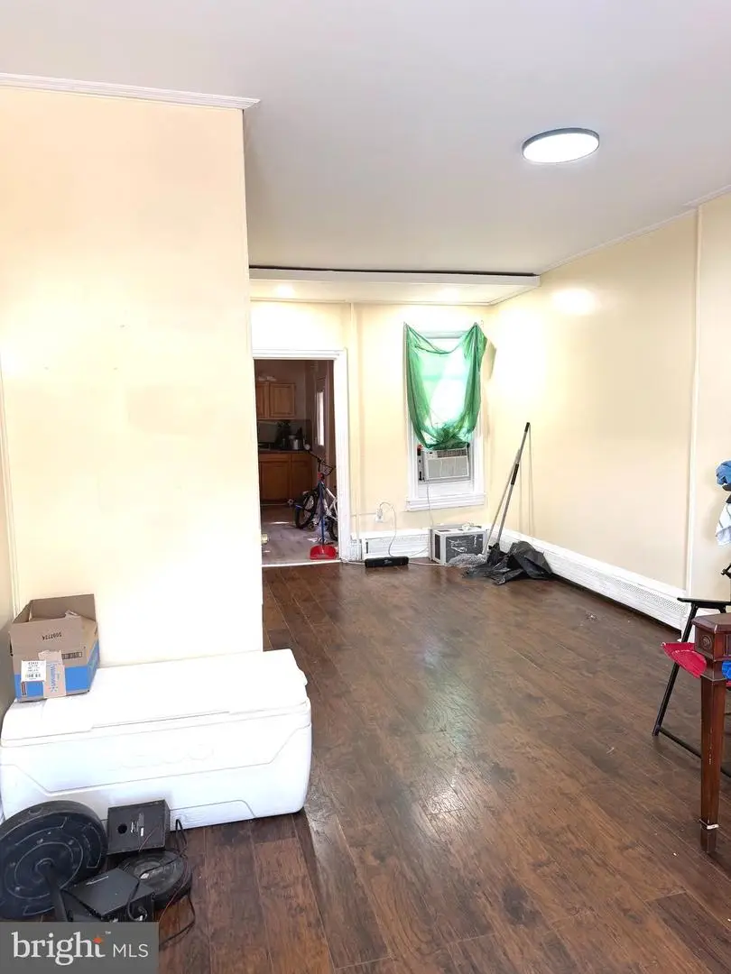 947 Cotton St, Reading, PA 19602 - #3