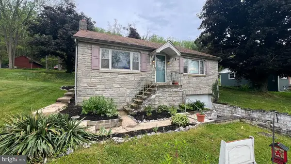 1644 Moselem Springs, HAMBURG, PA 19526