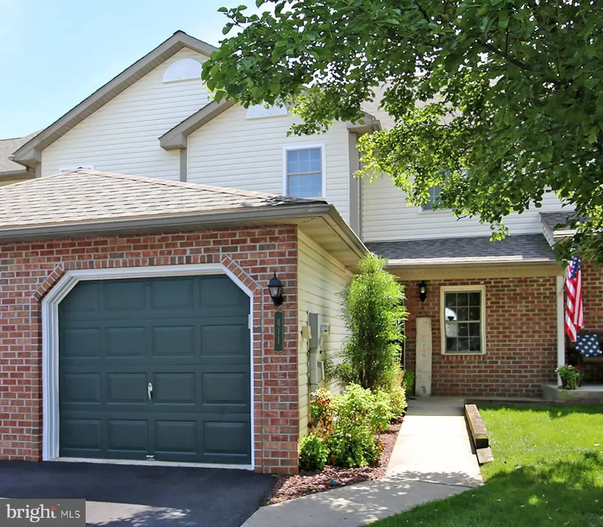 411 Omicron Pl, Wernersville, PA 19565 - #1