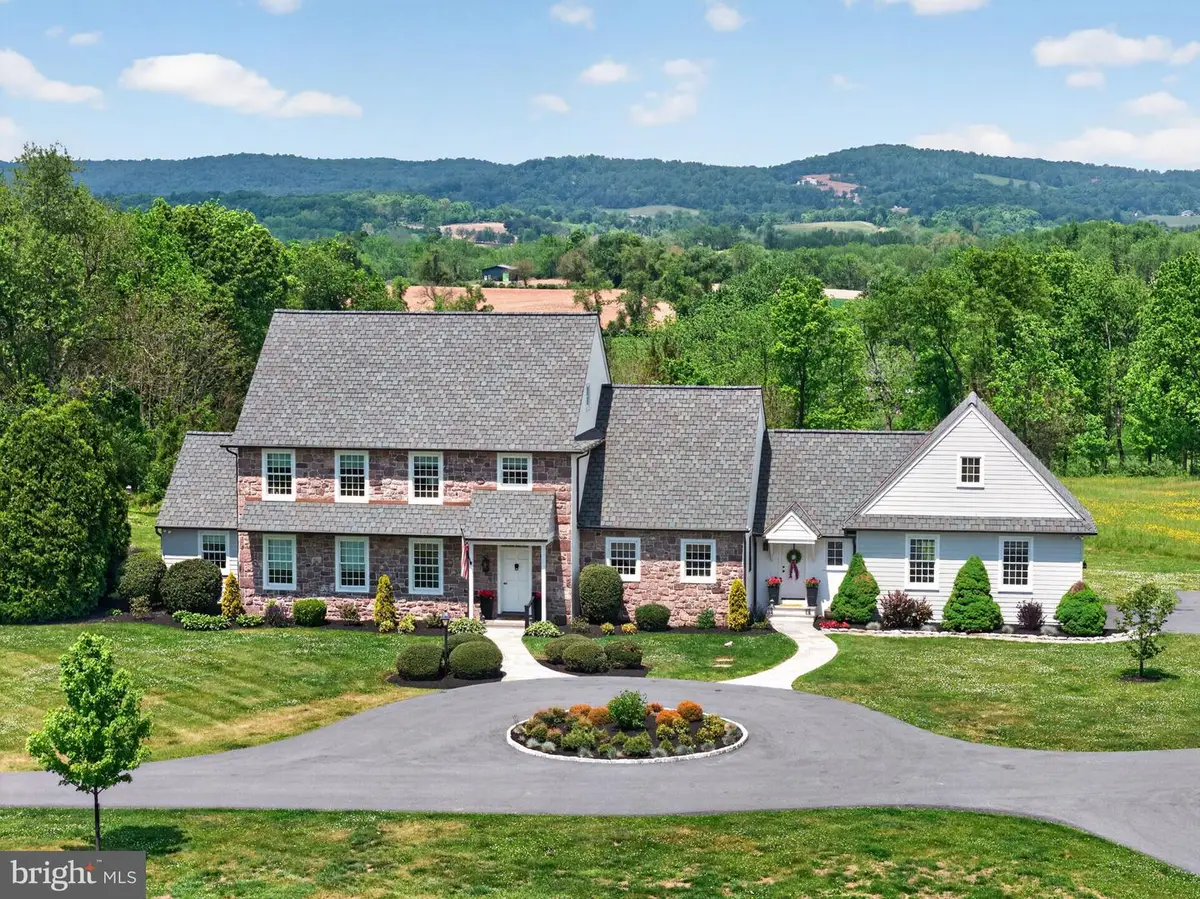 6370 Boyertown Pike, Douglassville, PA 19518 - #1