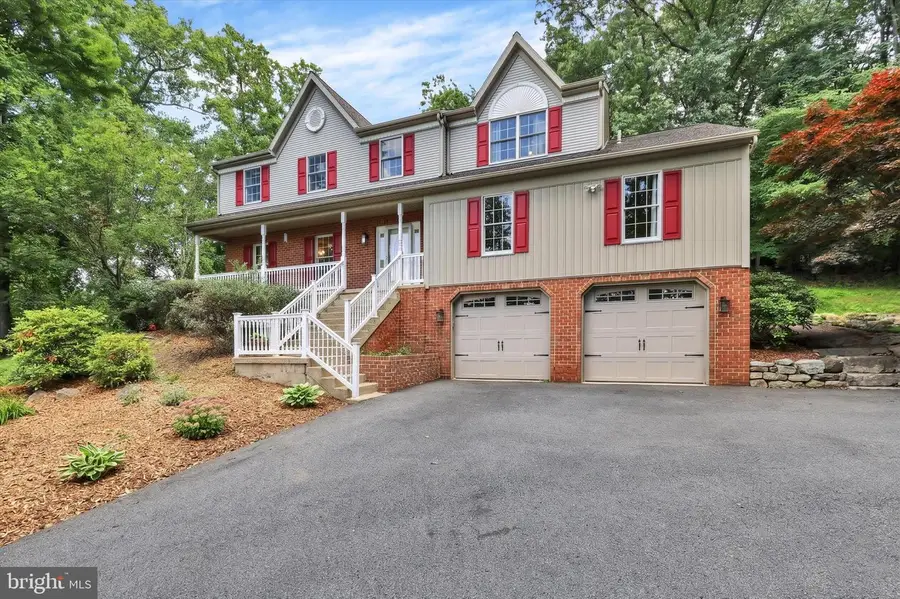 713 Old Fritztown Rd, Reading, PA 19608 - #2