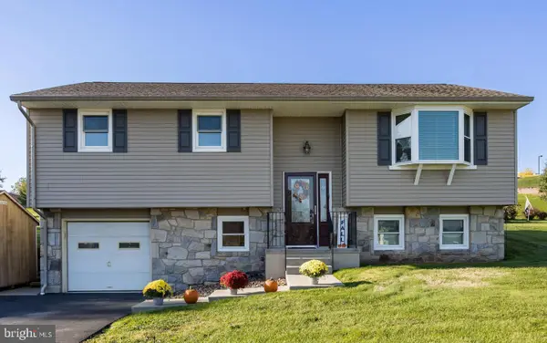 1044 E 4th St, BIRDSBORO, PA 19508