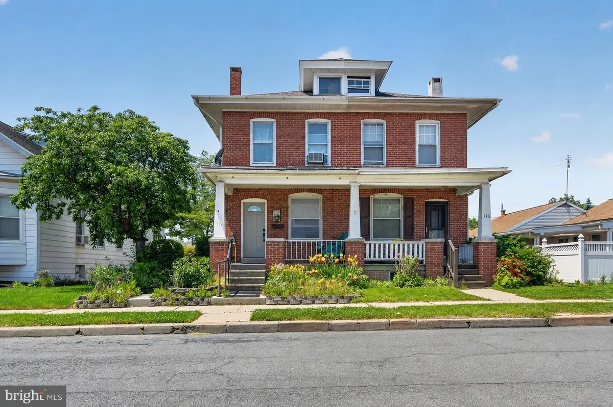 114 Woodside Ave, West Lawn, PA 19609 - #1