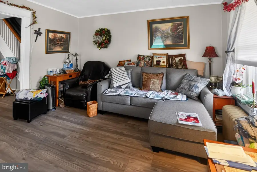 114 Woodside Ave, West Lawn, PA 19609 - #3