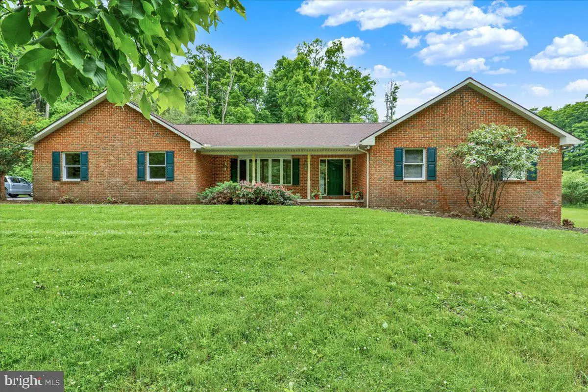283 Witmer, Mohnton, PA 19540 - #1