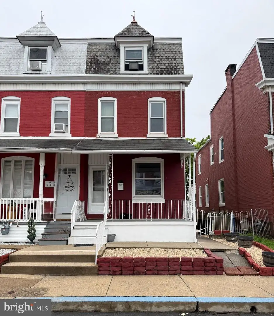 118 Park Ave, Laureldale, PA 19605 - #1