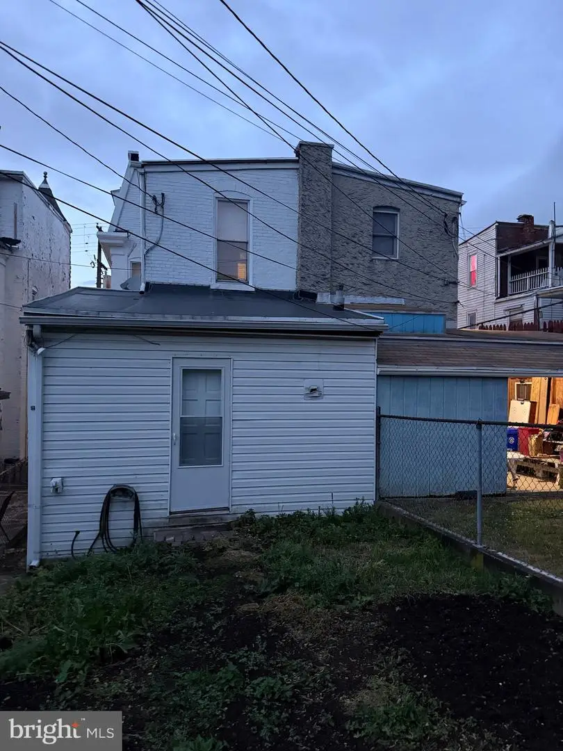 1140 Greenwich St, Reading, PA 19604 - #2