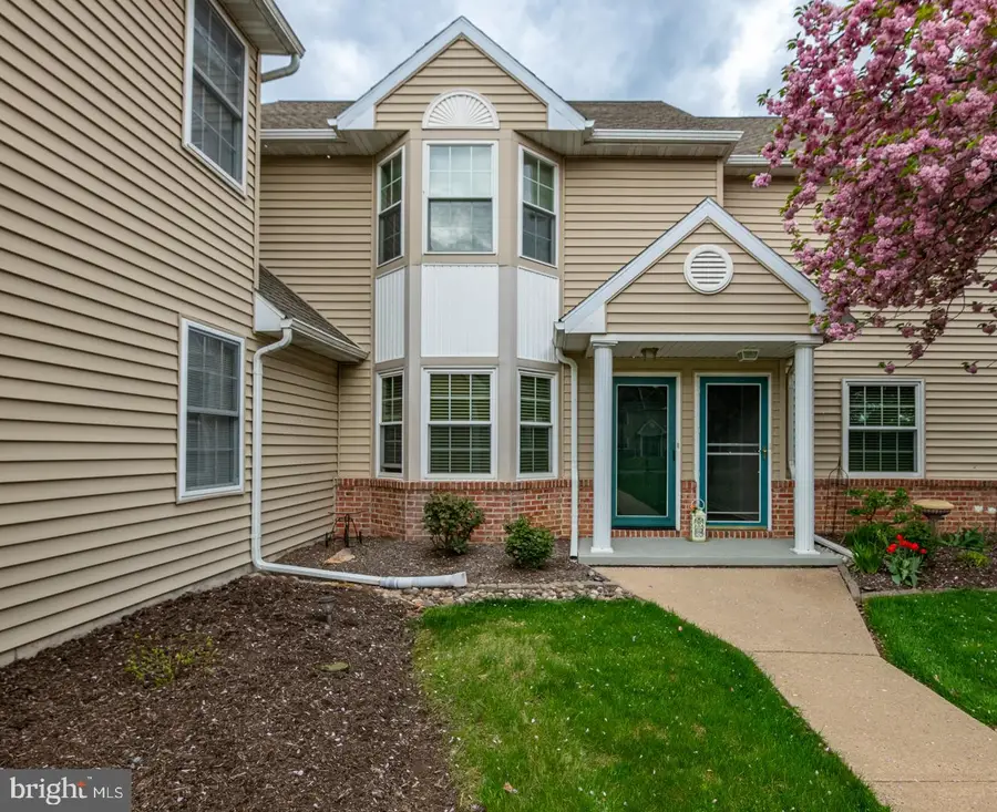 121 Heather Ln, Wyomissing, PA 19610 - #2