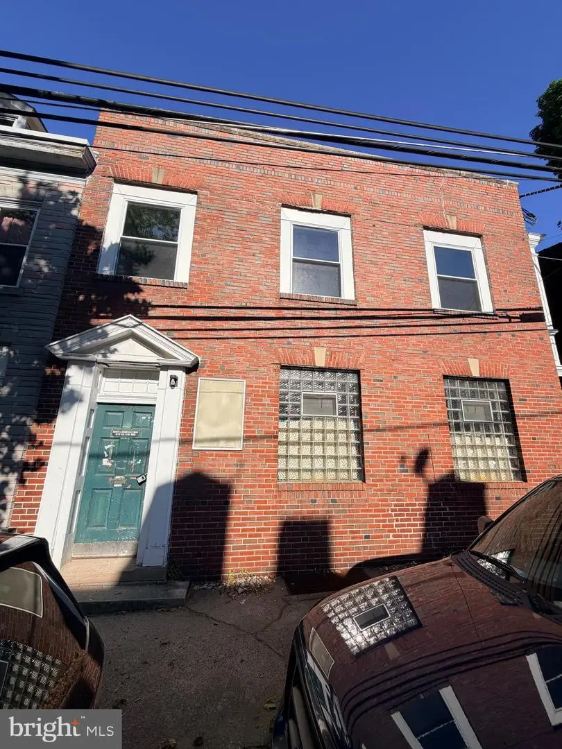 226 Orange St, Reading, PA 19602 - #3