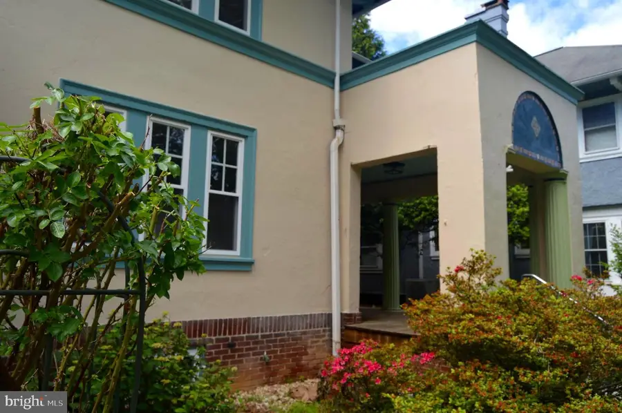 1329 Garfield Ave, Reading, PA 19610 - #3