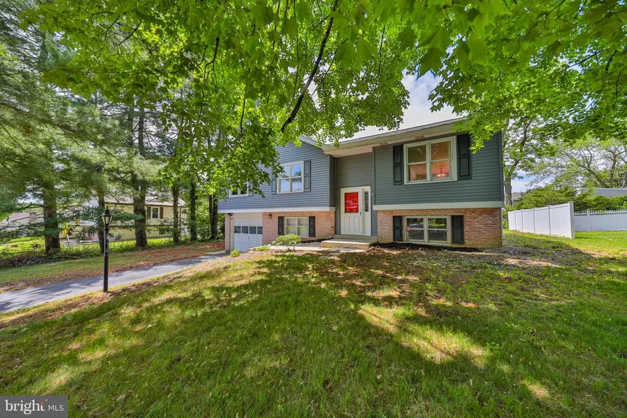 203 Cathy Ann Dr, Reading, PA 19606 - #3