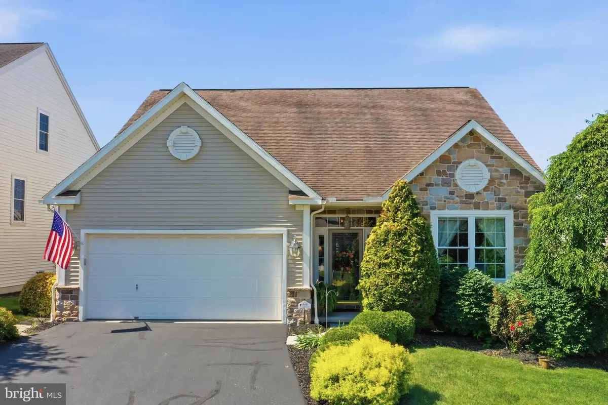 412 Westbury Dr, Reading, PA 19610 - #1