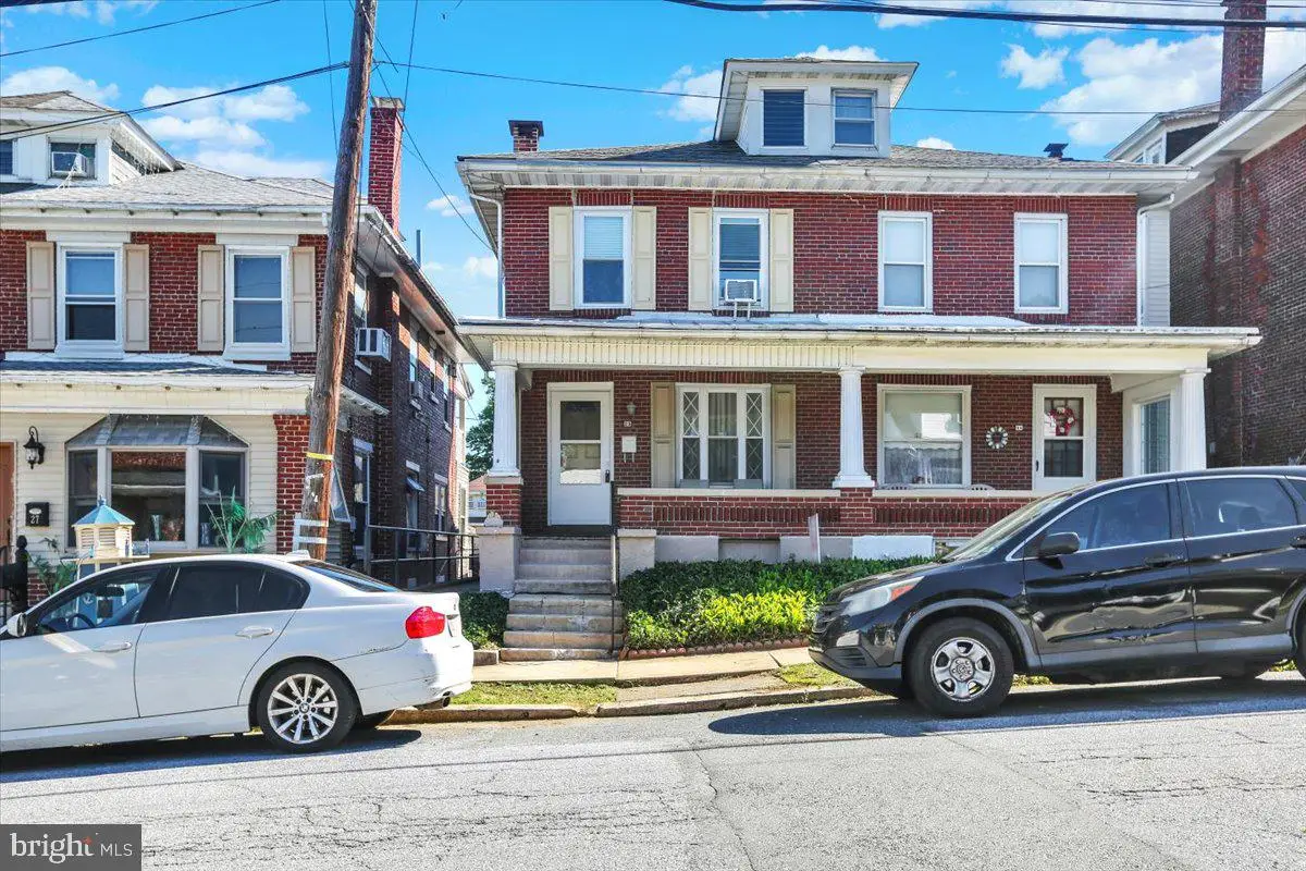 29 Arlington St, Reading, PA 19611 - #1