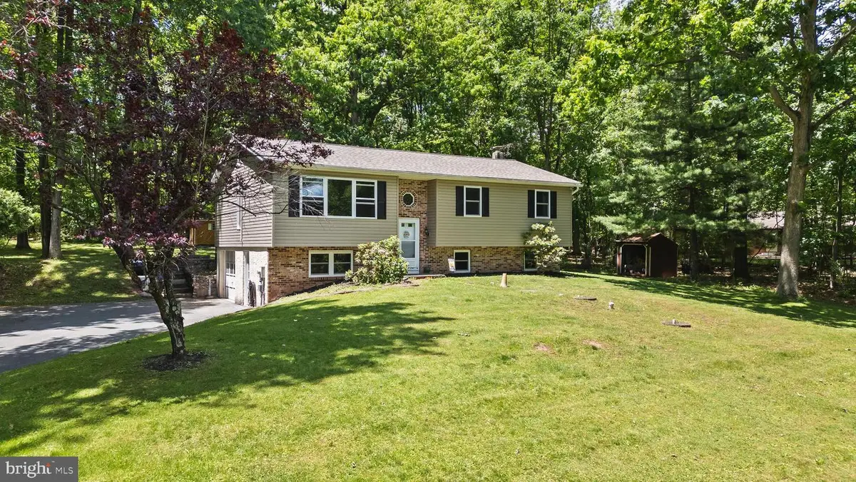 129 Beechwood Dr, Birdsboro, PA 19508 - #1