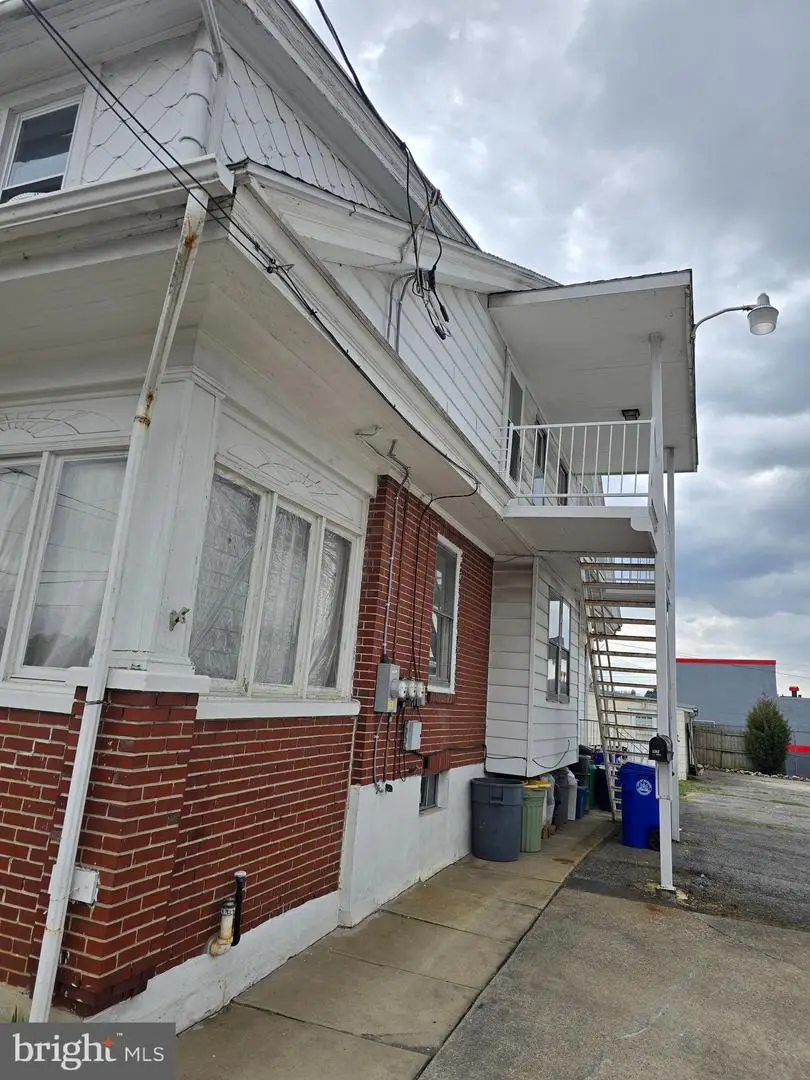 1342 Allegheny Ave, Reading, PA 19601 - #3