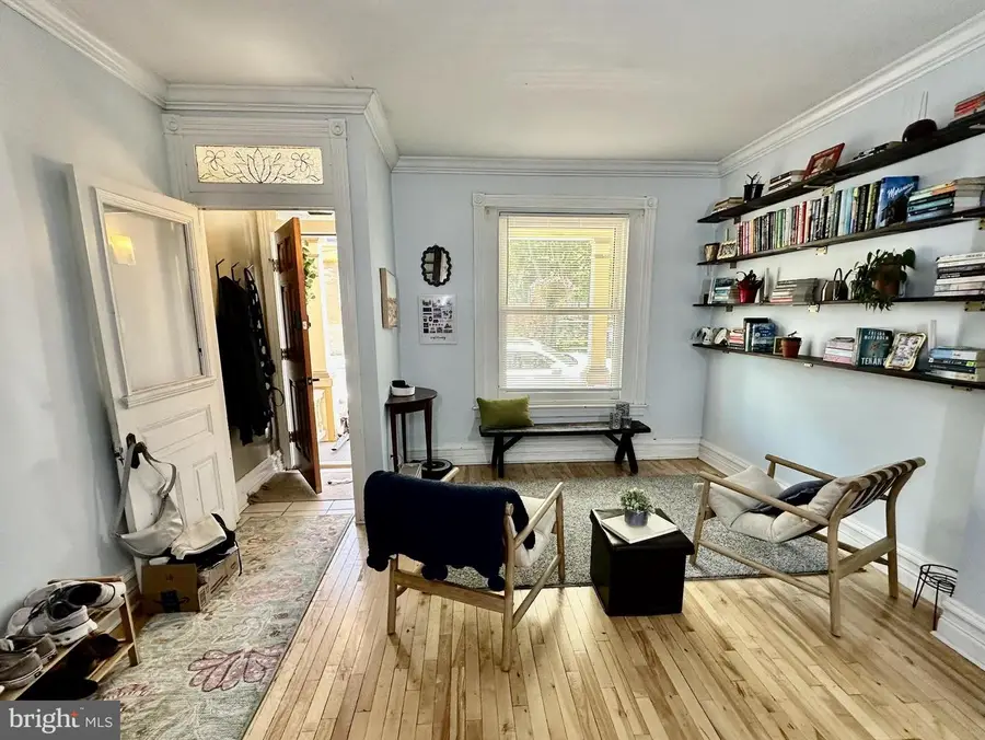 106 S 6th Ave, West Reading, PA 19611 - #3