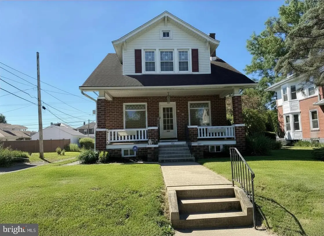 238 E Walnut St, Reading, PA 19607 - #1