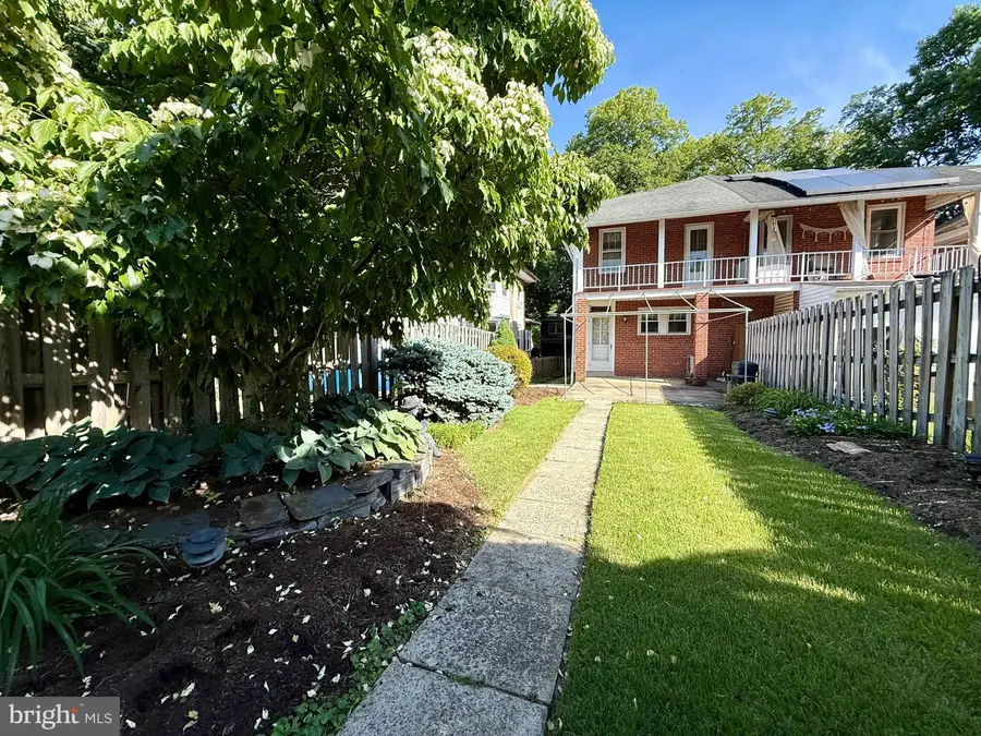 1557 Dauphin Av, Wyomissing, PA 19610 - #3