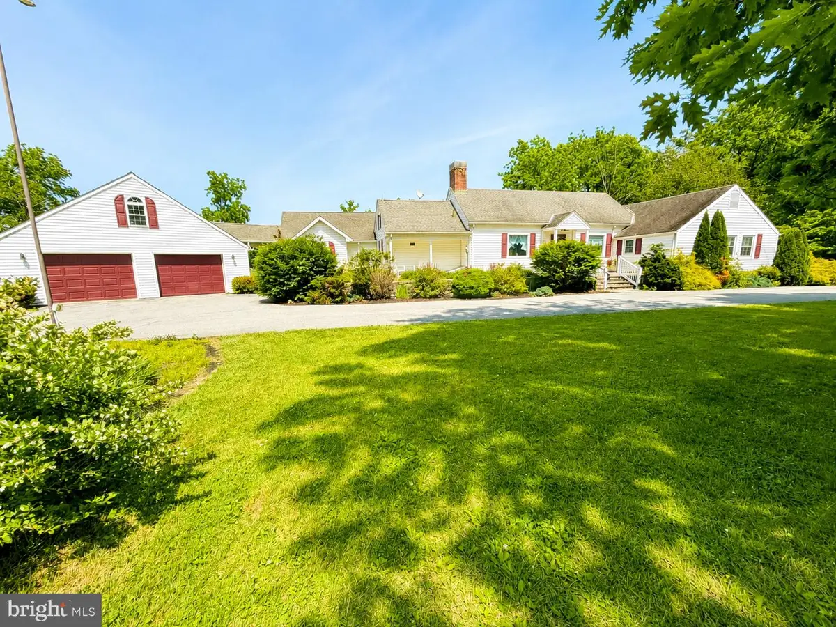 2837 W Philadelphia Ave Nw, Oley, PA 19547 - #1