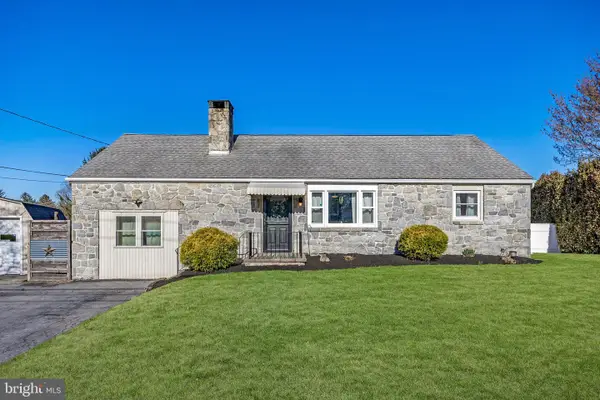 400 Amity Park Rd, DOUGLASSVILLE, PA 19518