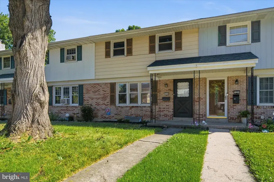 121 Pennbrook Av, Robesonia, PA 19551 - #2